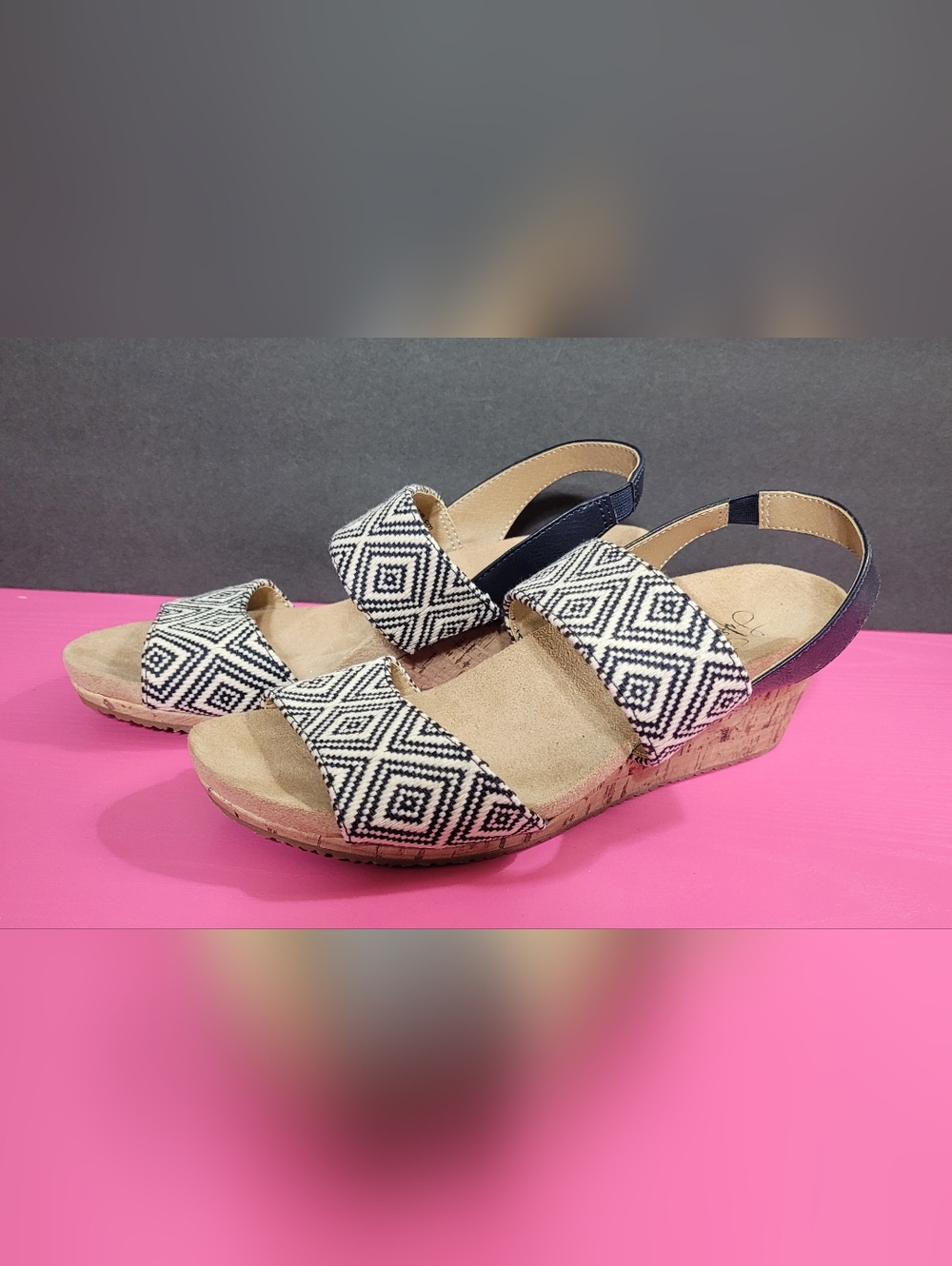 Life Stride Soft System Navy And Natural Colored Wedge Sandals.  Size 7.  New.